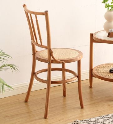 Cadeira de jantar de madeira maciça e rotão para restaurante W36*D42*H88 cm