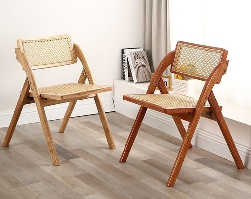 Serviço OEM Aceito Rattan Natural Solid Wood Cadeira de Refeição Móveis com Design dobrável