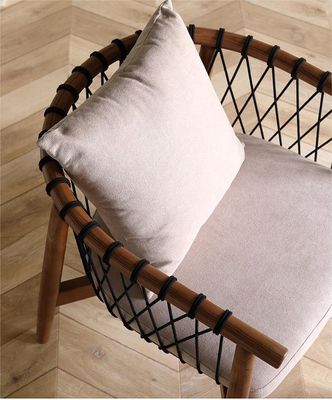 Embalagem de correio Y Lounge Nórdico Sofá de madeira Cadeira de lazer Cordel tecido Cadeira de madeira maciça com encosto de braço para hotel