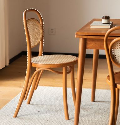 Cadeira de refeição Rattan tecido natural e madeira sólida de com serviço OEM aceito