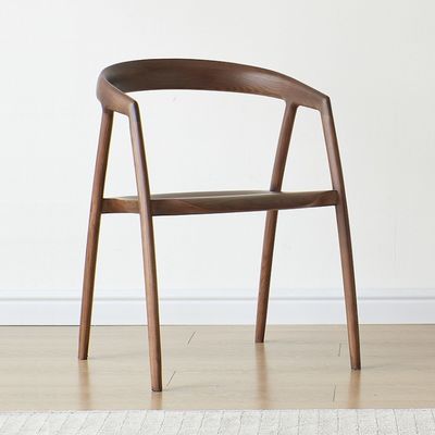 Cadeira de jantar de embalagem de correio Design para restaurante móveis de hotel de madeira maciça Moderna cor de nozes tamanho W57*D53*H77CM