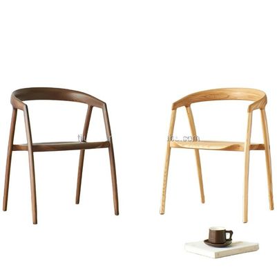 Banquete de restaurante de hotel ou cadeira de jantar de madeira em casa com design moderno e monoposto