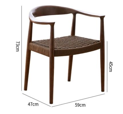 Cadeira de jantar de hotel de luxo vintage com assento de cordão tecido e construção de madeira maciça