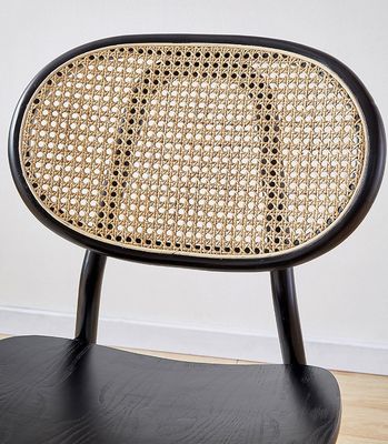 Cadeira de jantar de rotão de estrutura de madeira de design moderno para mobiliário de restaurante