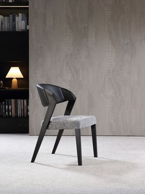 Mobiliário da sala de jantar italiano luxo design moderno cadeira de café de madeira cadeiras empilhadas para refeições sofisticadas