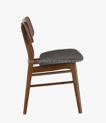 Casa Mobiliário Quadro de madeira maciça Cadeiras de jantar com cores personalizadas e assento de tecido estofado