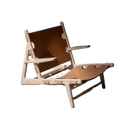 Poltrona de couro de acabamento de nitrolacquer para sala de estar moderna e confortável