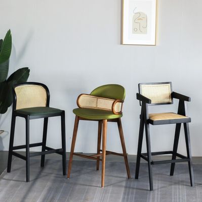 Bares de madeira modernas Cadeiras de Rattan Banquinhas de bar para cozinha Sala de jantar Restaurante Verde/Laranja e Mobiliário comercial