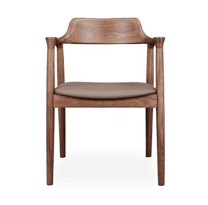 Restaurante Mobiliário de hotel Cadeira de jantar de madeira maciça com assento estofado e estilo moderno nórdico