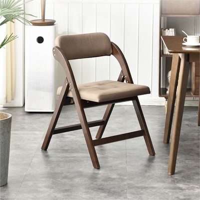 Cadeira dobrável de madeira maciça de couro PU para restaurante e hotel em estilo moderno nórdico