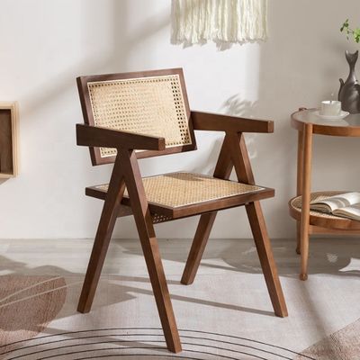 Serviço OEM aceito Designers de móveis de sala de jantar cadeira de rotão de madeira sólida nórdica com encosto