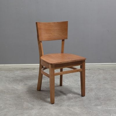Cadeira de madeira maciça completa em estilo moderno nórdico para restaurantes e lazer familiar