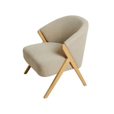 Apartamento Mobiliário de sala de estar Cadeira moderna de madeira nórdica com lã de cordeiro de veludo e sofá de madeira em design de hotel