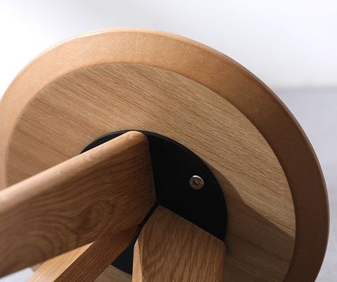 NO Dobrado Moderno de madeira nórdica Mesa de café de lado Mobiliário Mesa de café de madeira maciça Nitrolacquer para sala de estar