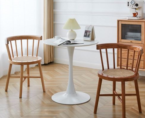 Mobiliário de sala de jantar estilo nórdico moderno Sala de coberturas de rotão Cadeira traseira de madeira com acabamento de nitrolaque