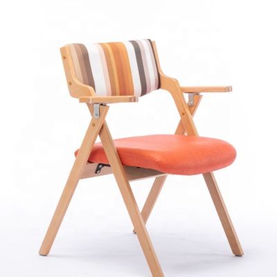 Nordic Classical Morden Madeira dobrável Arm Recreio cadeira de jantar Função Sala de jantar W45cm*D51cm*H83cm para sala de estar