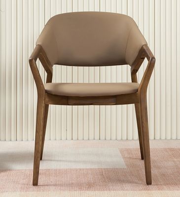 2023 Design Moderno Madeira Sólida PU Leather Sala de Jantar Arm Chair para Cafés Adicionar encanto ao seu restaurante