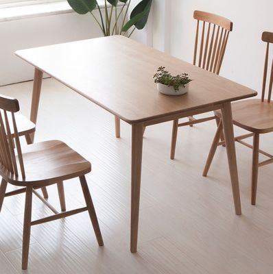 Estilo robusto Moderno Design simples Cor de nozes americana Mesa de jantar de madeira sólida Assento