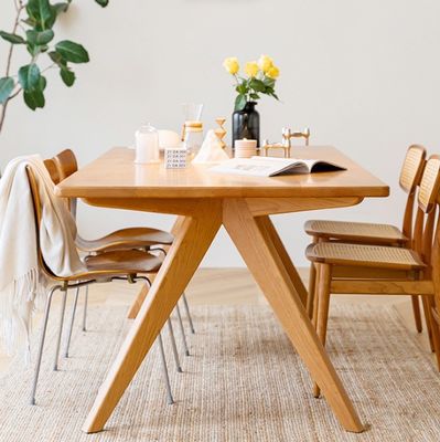 Sala de mesa de madeira sólida e cadeiras para restaurante conjunto de madeira retangular de mesa de jantar em design moderno