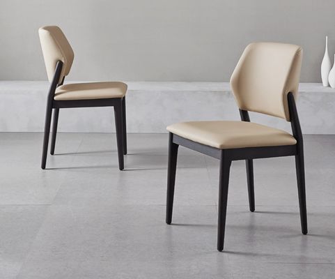 Melhore a sua mobília de refeição com estilo nórdico elegante cadeira de refeição moderna estofada em couro PU