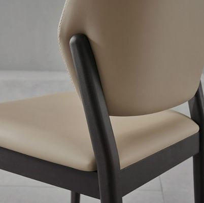 Melhore a sua mobília de refeição com estilo nórdico elegante cadeira de refeição moderna estofada em couro PU