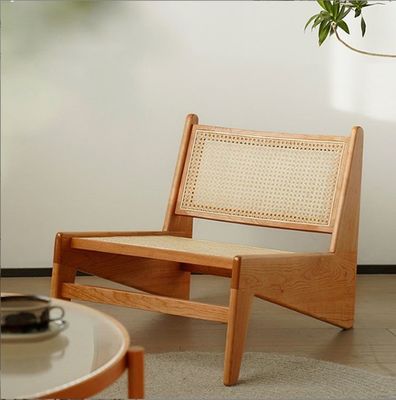 Modern Design Leisure Lounge Chairs Mobiliário de madeira Cadeiras de sala de estar com estrutura de carvalho natural Cadeira de madeira de rotão
