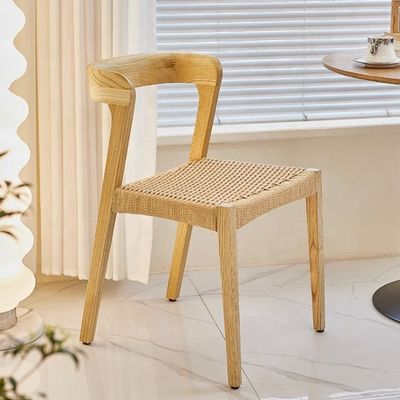 Moderna cadeira de restaurante de madeira maciça com assento de corda e logotipo personalizado aceito