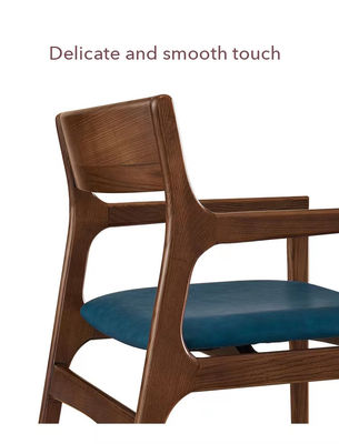 Cadeira de couro PU de design de madeira moderna para sala de jantar do hotel Cadeiras de madeira maciça