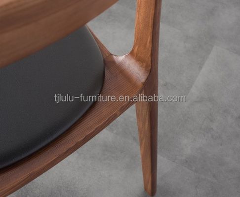 Quadros de madeira maciça personalizados Cadeiras de jantar para empilhamento de restaurantes modernos