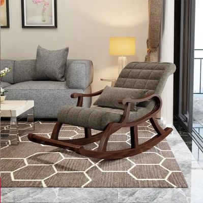 Cadeira de balanço de madeira maciça W60*D135*H85CM para sala de estar