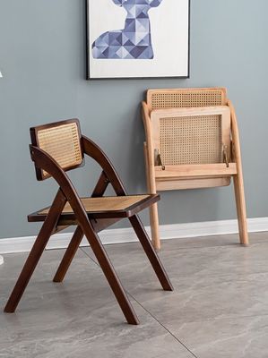 Edifício de escritórios e sala de jantar Cadeira de casamento de madeira com design dobrável