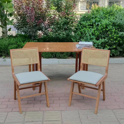 Cadeira de jantar para cafés e restaurantes 2023 Madeira maciça PU de couro estilo nórdico Design moderno