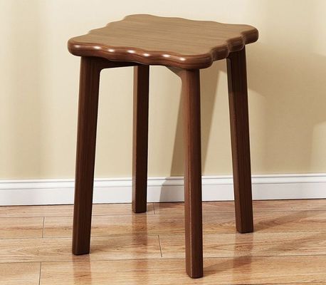 Cadeira de madeira de cobertura de rotão Design de economia de espaço Estrutura de madeira maciça 33*33*45cm Cadeira de jantar