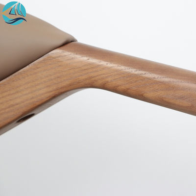 Polímero de borracha plástico cadeira de banho de madeira sólida de luxo nórdico moderno cadeira de banho de madeira sólida para mobiliário de sala de jantar