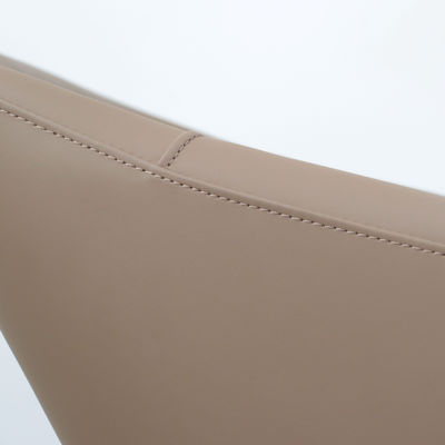 Cadeira de mesa de couro PU de madeira maciça para cafés e restaurantes em estilo nórdico