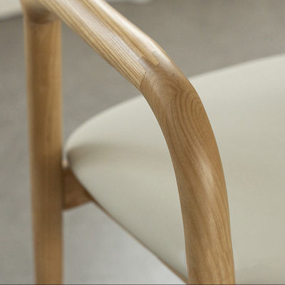 Adicione um toque de elegância à sua sala de jantar com o design moderno estilo nórdico cadeira de jantar de madeira de carvalho branco
