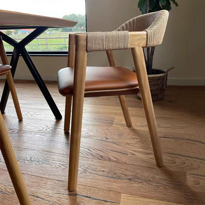 Cadeira de sala de jantar com cordão tecido e acabamento lacado em design de madeira vintage