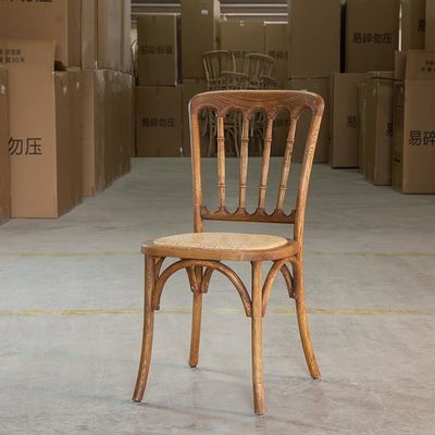 Serviço OEM aceito Cadeira de rotão de madeira sólida moderna para restaurante em estilo nórdico