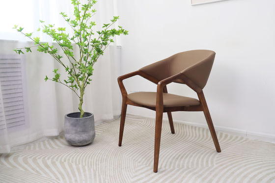 Cadeira de sala de jantar moderna estilo nórdico Cadeiras de madeira maciça para restaurante W58*D61*H80CM Embalagem de correio Y