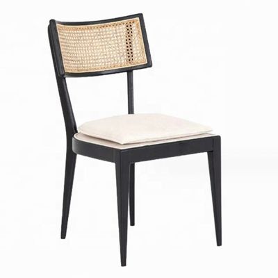 Mobiliário de Restaurante Moderno Rattan Back Cadeira de Jantar de Madeira com Tapete de Tecido