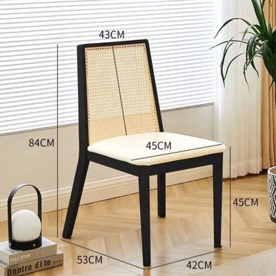 NC/PU Finish de pintura de madeira cadeira de jantar estofada para design nórdico moderno e estilo de madeira maciça