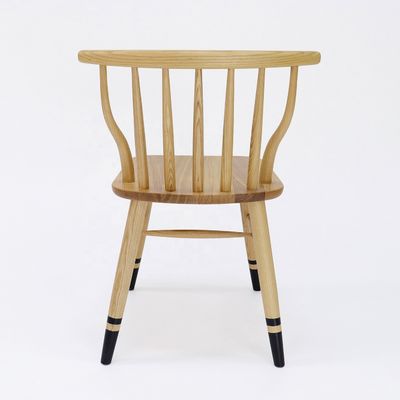 Estilo de Design Moderno Nordic Exquisite Workmanship Windsor Solid Wood Cadeira de Refeição para Mobiliário de Assentos de Restaurante