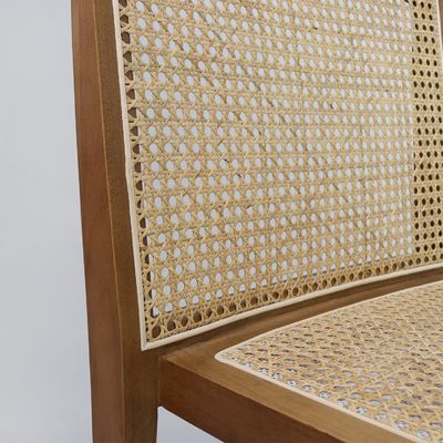 Serviço OEM Aceito Móveis Nórdicos Apoio de Rattan empilhável Cadeira de jantar de madeira maciça para restaurante de hotel