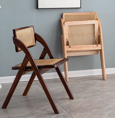 Hotéis Restaurantes Mobiliário de Sala de Jantar Modernos Nórdicos Reclinador de Rattan dobrável Cadeira de Jantar de Madeira Sólida W47.5*D47.5*H81.5CM