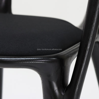 Cadeira de jantar de madeira artística de madeira personalizada para solução de assentos de restaurante moderno