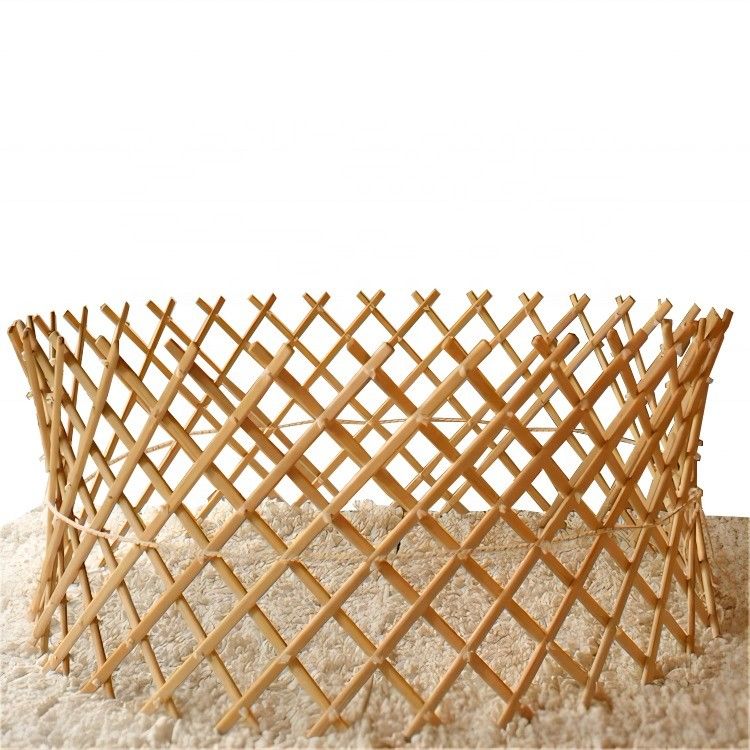 Melhore a sua sala de estar com o nosso robusto e ecologicamente correto Large Baby Solid Wood Foldable Playpen