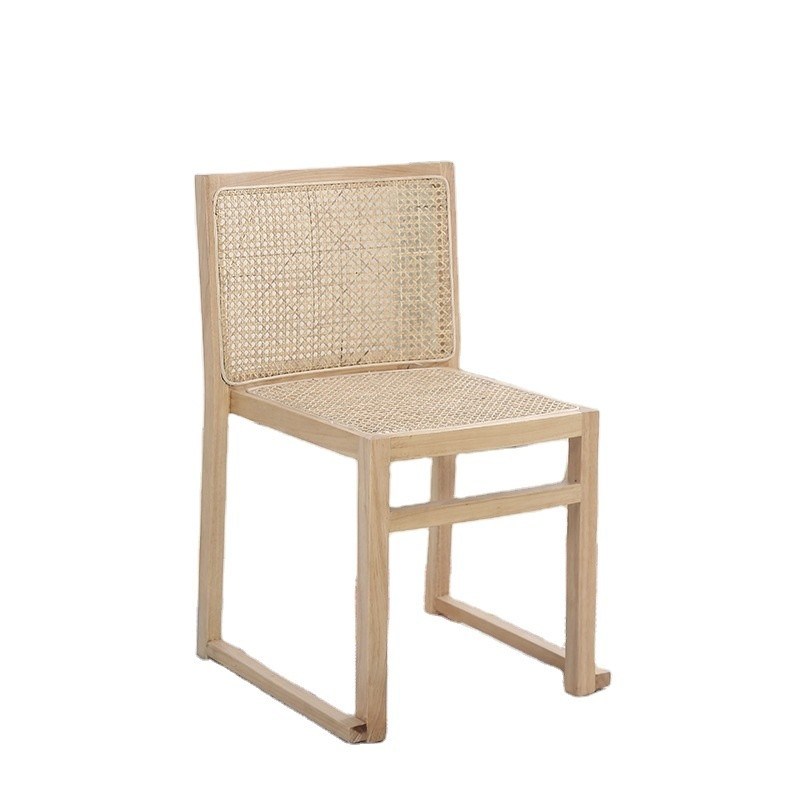 Mobiliário de sala de jantar Rattan real Cadeira de jantar de madeira maciça para lazer empilhável e nórdico