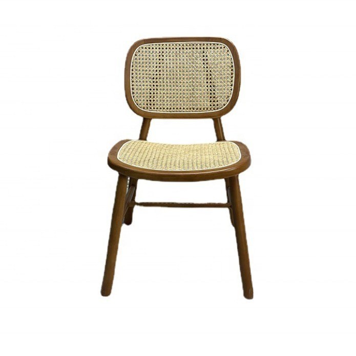 Alegre sua sala de jantar com cadeiras de moda de restaurantes nórdicos