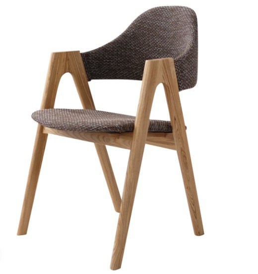 Embalagem de correio Estilo nórdico Artista de tecido Casa lazer Cadeira de jantar de madeira maciça com moldura de madeira de borracha